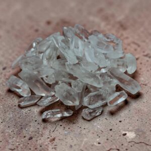 **B2-Punta Cuarzo cristal trozos piedra mineral (paquete 250 gramos)( 1,5-5cm )