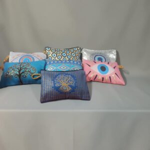 **Monedero Tela 14,5cm x 10cm (Diseños Variados) Precio Unidad