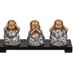 3 Budas Ver Oir Callar sobre pedestal