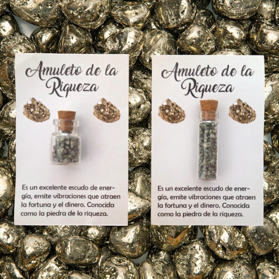 **B2/Frasco de Pirita pequeño 5 gramos Amuleto de la Riqueza (precio por unidad)
